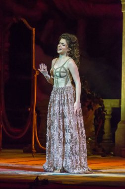 Dnipro, Ukrayna - 23 Şubat 2019: Giuseppe Verdi Dnipro Opera ve bale Tiyatrosu üyeleri tarafından gerçekleştirilen Traviata tarafından klasik Opera.