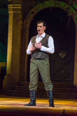 Dnipro, Ukrayna - 23 Şubat 2019: Giuseppe Verdi Dnipro Opera ve bale Tiyatrosu üyeleri tarafından gerçekleştirilen Traviata tarafından klasik Opera.