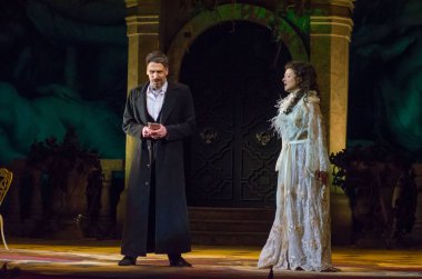 Dnipro, Ukrayna - 23 Şubat 2019: Giuseppe Verdi Dnipro Opera ve bale Tiyatrosu üyeleri tarafından gerçekleştirilen Traviata tarafından klasik Opera.