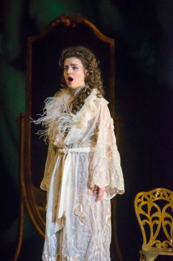 Dnipro, Ukrayna - 23 Şubat 2019: Giuseppe Verdi Dnipro Opera ve bale Tiyatrosu üyeleri tarafından gerçekleştirilen Traviata tarafından klasik Opera.