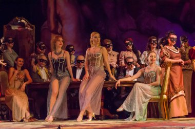 Dnipro, Ukrayna - 23 Şubat 2019: Giuseppe Verdi Dnipro Opera ve bale Tiyatrosu üyeleri tarafından gerçekleştirilen Traviata tarafından klasik Opera.