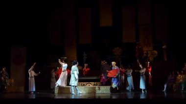 Dnipro, Ukrayna - 22 Aralık 2018: Klasik Giacomo Puccini Dnipro Opera ve Bale Tiyatrosu üyeleri tarafından gerçekleştirilen Turandot Operası.