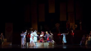 Dnipro, Ukrayna - 22 Aralık 2018: Klasik Giacomo Puccini Dnipro Opera ve Bale Tiyatrosu üyeleri tarafından gerçekleştirilen Turandot Operası.