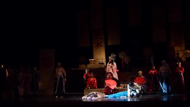 ジャコモ プッチーニ トゥーラン ドット ドニプロ オペラ バレエ劇場のメンバーによって実行されるドニエプル ウクライナ 2018 古典的なオペラ — ストック動画