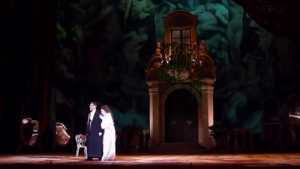乌克兰第聂伯罗 2019年2月23日 朱塞佩 韦尔迪 特拉维亚塔的古典歌剧由第聂伯普歌剧院和芭蕾剧院的成员表演 — 图库视频影像