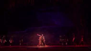Dnipro, Ukrayna - 17 Mart 2019: Klasik bale Corsair Dnipro Opera ve bale Tiyatrosu üyeleri tarafından gerçekleştirilen. 