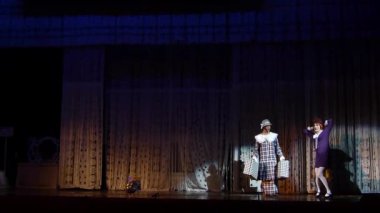 Dnipro, Ukrayna-8 Nisan 2019: müzik caz sadece kızlar Odessa akademik müzikal komedi tiyatro adına Michael Wodianoy üyeleri tarafından gerçekleştirilen.