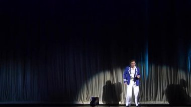 Dnipro, Ukrayna-8 Nisan 2019: müzik caz sadece kızlar Odessa akademik müzikal komedi tiyatro adına Michael Wodyanoy üyeleri tarafından gerçekleştirilen.