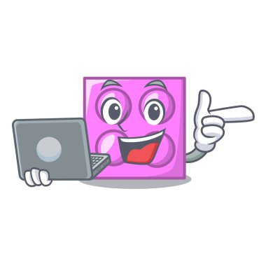 Dizüstü oyuncak tuğla karakter karikatür ile