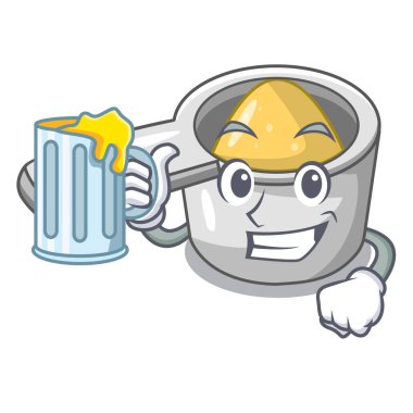 Suyu ile metal kaşık ölçme maskotu izole.