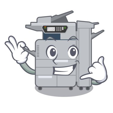 Karakter sandalyesinin yanındaki fotokopi makinesini ara.