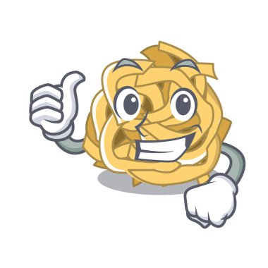 Thumbs up fettuccine karikatür plaka üzerinde servis edilir