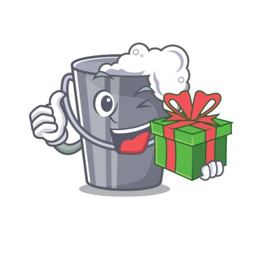 Karakter şeklinde hediye sabunlu su ile