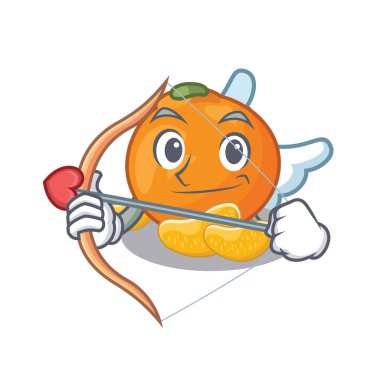 Karakter plaka üzerinde Cupid mandalina meyve dilimleri