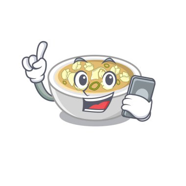 Maskot şeklinde telefon wonton çorbası ile