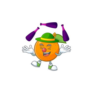 Beyaz arka planda turuncu meyve karikatür maskot hokkabazlık.