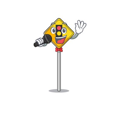 Şarkı söyleyen maskot önümüzde trafik ışığı
