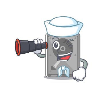 Karakter tablosunun üzerinde dürbünü olan bir denizci