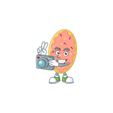 Ekmek fotoğrafçısı maskot tasarımı kamerayla fotoğraf çekiyor. Vektör illüstrasyonu