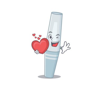 Sevimli bir maskara tasarım. Kocaman bir kalp taşıyor.