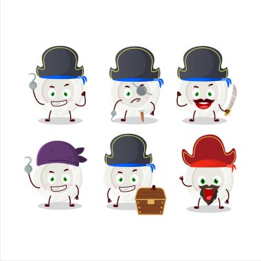 Çeşitli korsan ifadeleri olan beyaz tabağın çizgi film karakteri