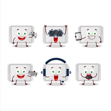 Gümüş renkli plastik tepsi çizgi film karakteri çeşitli şirin ifadelerle oyunlar oynuyor.