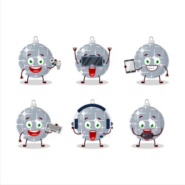 Noel topu grisi çizgi film karakteri çeşitli şirin ifadelerle oyunlar oynuyor.