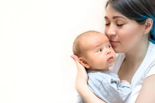 Young Mother Holding Her Newborn Son Mom Nursing Infant — Stock Photo, Image