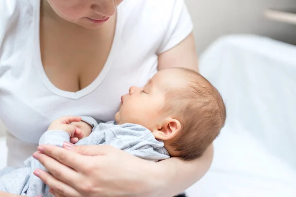 Young Mother Holding Her Newborn Son Mom Nursing Infant — Stock Photo, Image