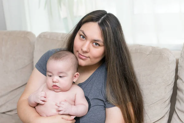 Mother Holding Her Newborn Infant Son Love Family Concept — Stock Photo, Image