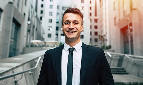 Portrait Happy Young Businessman Walking Modern City Background — Stock Photo, Image