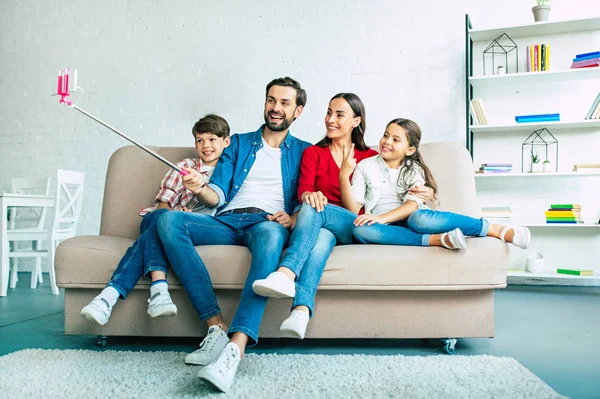 Young Happy Family Taking Photo Smartphone Home — Stock Photo, Image