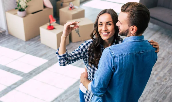 Happy Young Family New Apartment — Stock Photo, Image