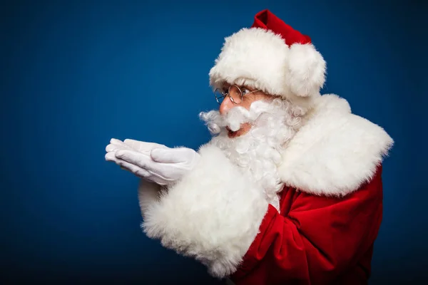 Navidad Año Nuevo Concepto Retrato Hombre Disfrazado Santa Clause Con — Foto de Stock