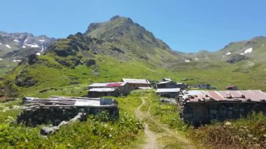 Rize, Türkiye - Temmuz 2017: Sahne üzerinden bir plato Karadeniz Karadeniz Bölgesi, Rize, Türkiye