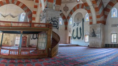 Edirne, Türkiye - Mayıs 2018: Edirne eski cami iç ayrıntılar. Eski camiidir erken bir 15. yüzyıl Osmanlı Camii