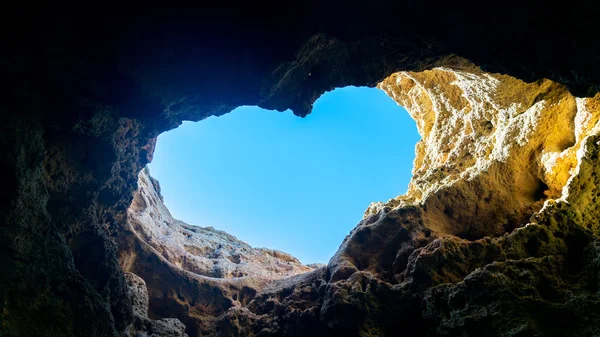 Ouverture Forme Cœur Naturel Emblématique Dans Les Grottes Algarve Portugal — Photo