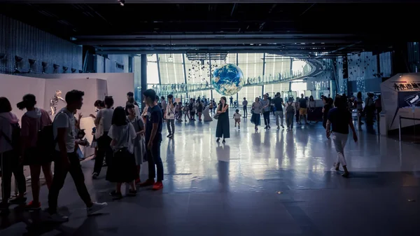 2018年 国立博物館の日本科学未来館 日本科学未来館と呼ばれる未来博物館が日本の科学技術振興機構によって作成された文字通り — ストック写真