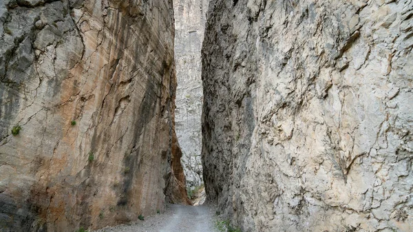 Ouverture Étroite Long Route Pierre Kemaliye Egin Ville Erzincan Turquie — Photo