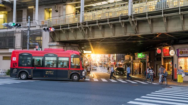 Tokyo Japon Août 2018 Des Gens Méconnaissables Marchent Dans Ville — Photo