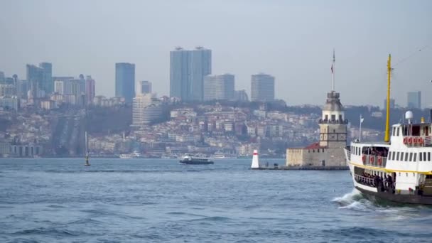 Istanbul Turkiet Mars 2019 Jungfrur Står Hög Fyr Med Istanbul — Stockvideo