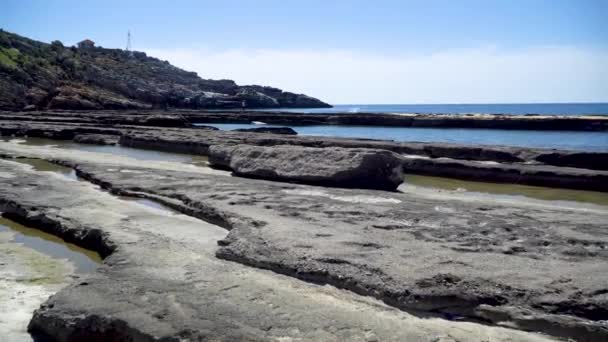 Αττάλεια Τουρκία 2019 Μαρτίου Φυσικοί Βραχώδεις Σχηματισμοί Στην Παραλία Koru — Αρχείο Βίντεο