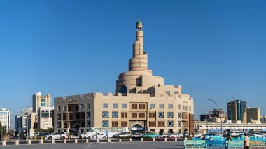 Al Fanar Camii, Spiral Camii takma, Doha, Katar.