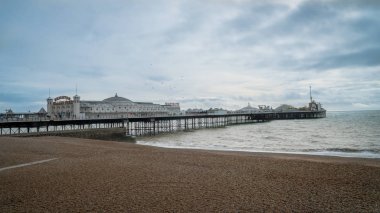 Brighton İskelesi, Palace Pier olarak da bilinir, Brighton, Birleşik Krallık