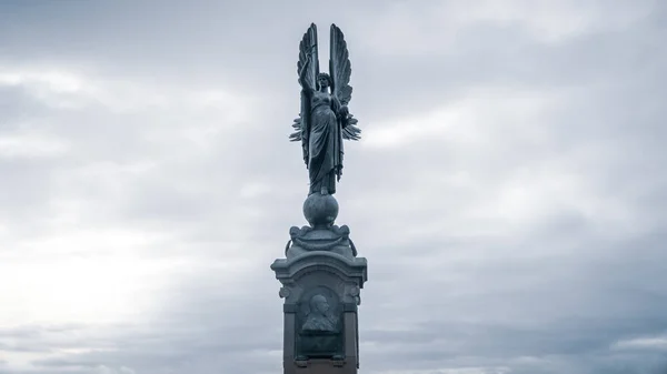 Estátua da Paz, também um memorial a Eduardo VII em Brighton and Hove, Reino Unido — Fotografia de Stock