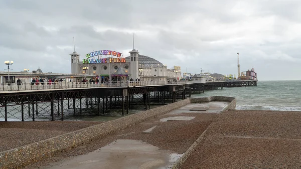 The Brighton Pier, también conocido como Palace Pier, Brighton, Reino Unido —  Fotos de Stock