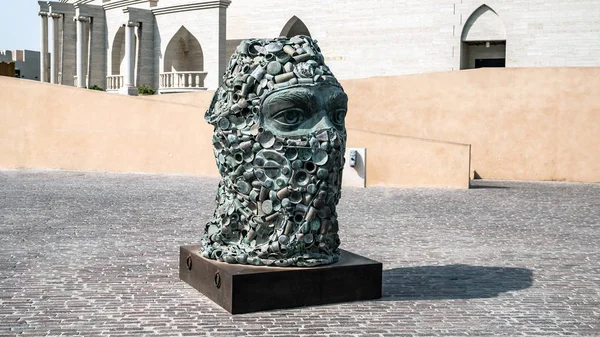 Picture of a set of sculptures made of everyday life objects, exhibited in Katara the cultural village, Doha, Qatar — Stock Photo, Image