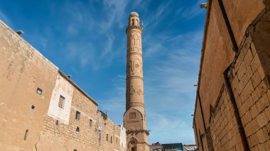 Mardin, Türkiye - Ocak 2020: Mardin Büyük Camii olarak da bilinen Ulu Cami 'nin Minaresi