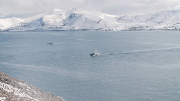 Van Turkije Februari 2020 Van Meer Met Sneeuw Winterlandschap — Stockfoto