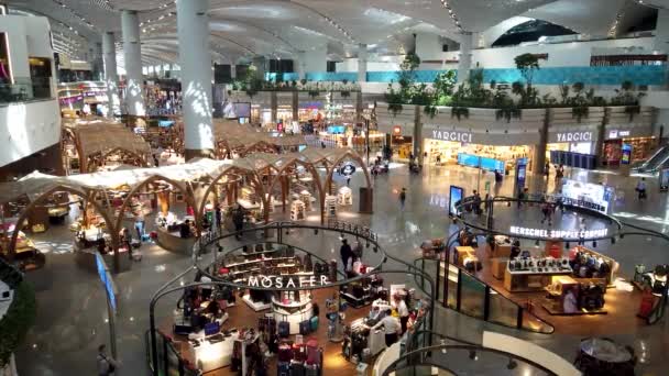 Stambuł Turcja Maj 2019 Wnętrze Nowego Lotniska Stambule Pasażerami Chodzącymi — Wideo stockowe